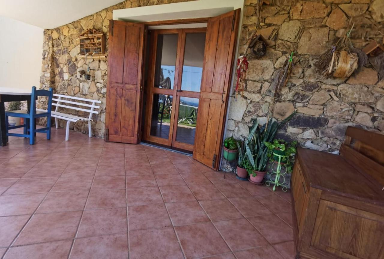 Domu Abi Manna Villa Tertenìa Екстериор снимка