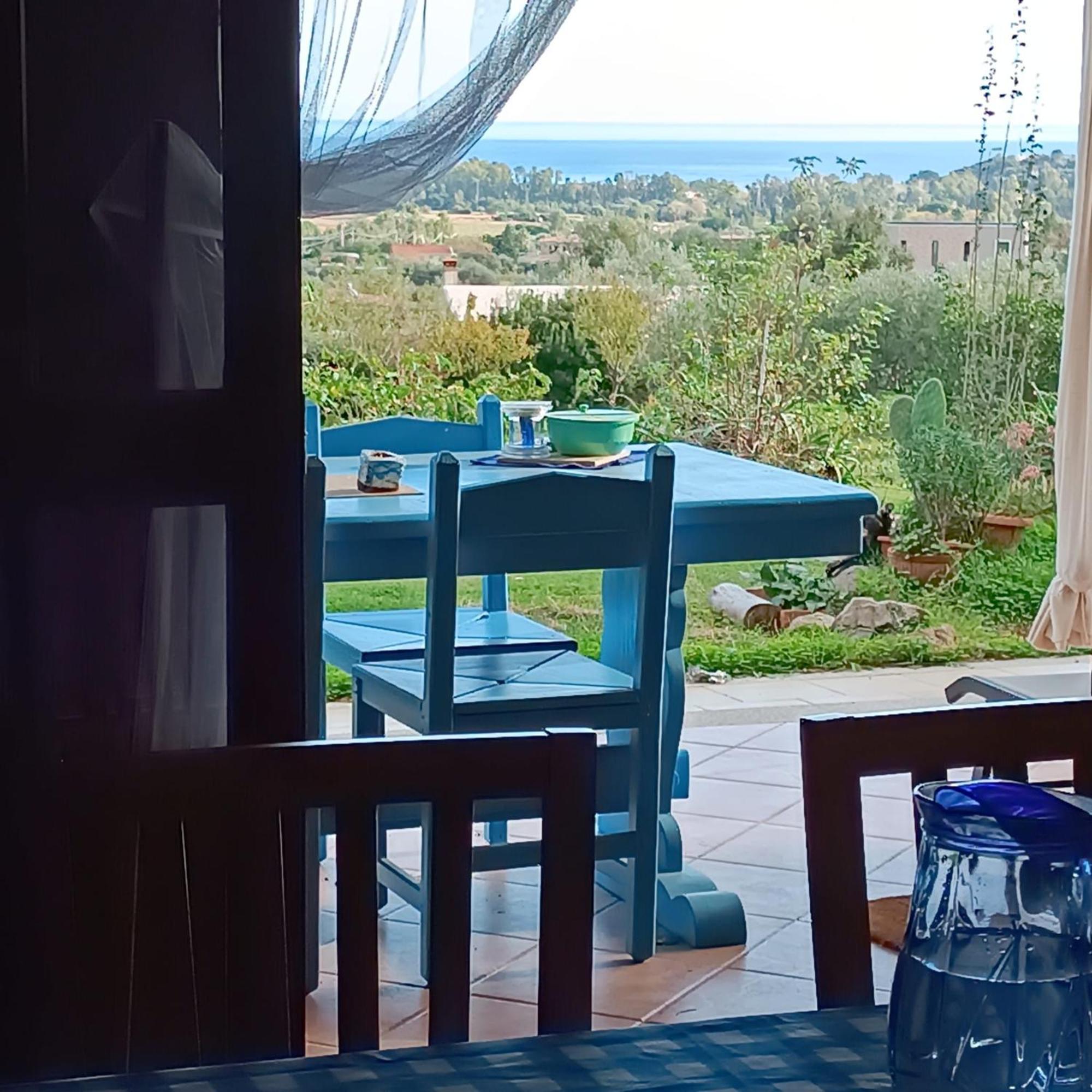 Domu Abi Manna Villa Tertenìa Екстериор снимка